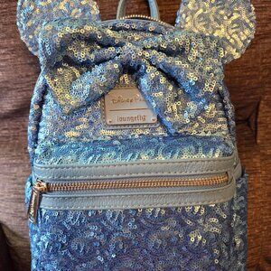 NWT Disney Parks Exclusive Minnie Mouse Hydrangea Sequin Loungefly Mini Backpack
